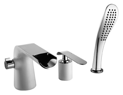 Смеситель Lemark Melange LM4945CW на борт ванны