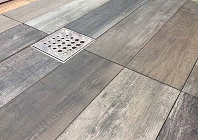 Confluo Standard Vertical Drops Mask Точечный трап PESTAN