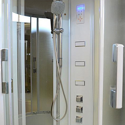 Душевой бокс Triton Альфа (стекло с вертик. полосками)