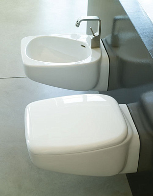 Унитаз подвесной Disegno Ceramica Fluid 570