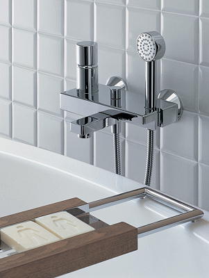 Смеситель Oras Alessi 8545 для ванной с душем