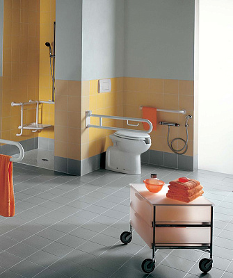 Унитаз приставной Hatria Autonomy для людей с ограниченными возможностями